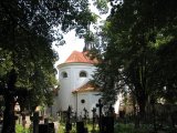 Kostel sv. Michala a hřbitov